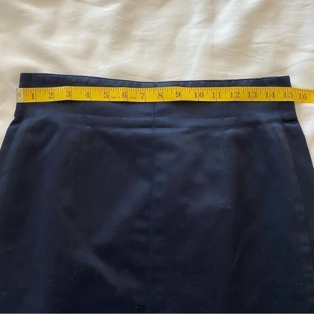 WOMEN’S ESCADA dark navy blue/black pencil skirt w/ slit at front size 10 - Picture 4 of 7